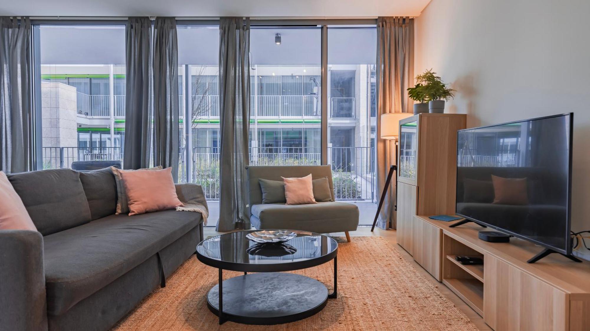Modern 2bdr With Garage By Lovelystay Apartment Lisbon