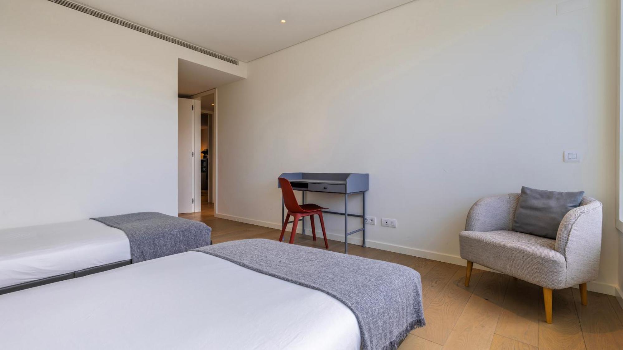 Apartment Modern 2bdr With Garage By Lovelystay *